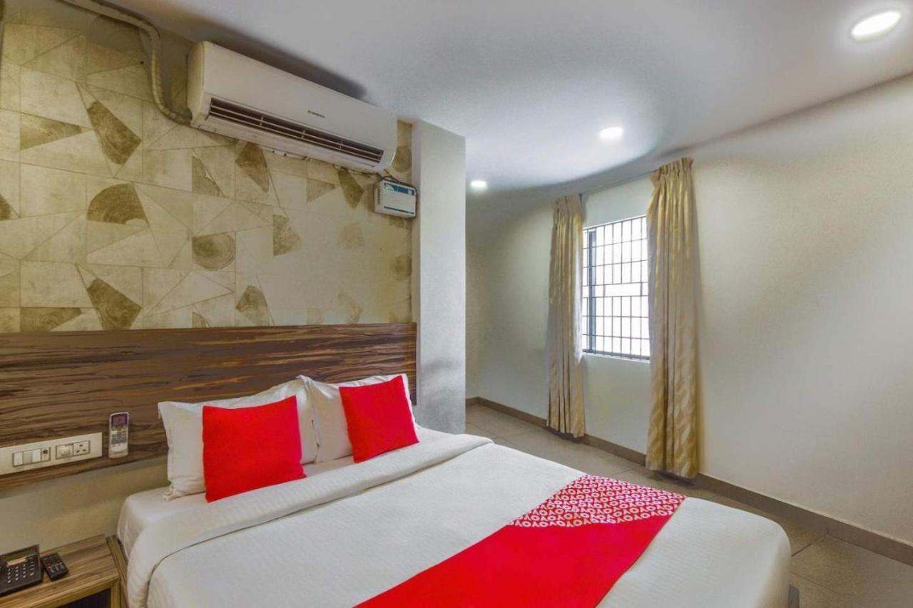 Serenity Inn Madras Buitenkant foto
