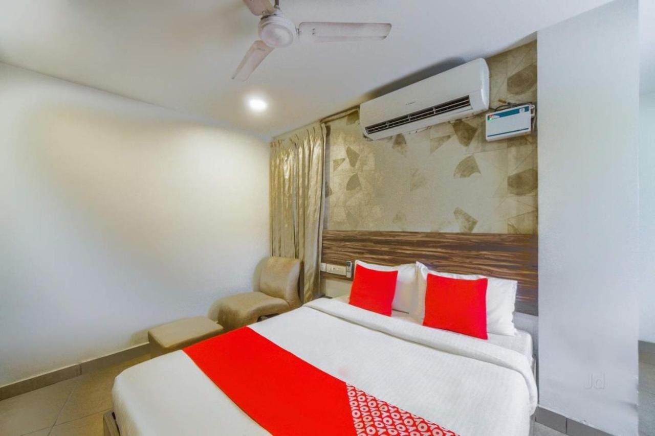 Serenity Inn Madras Buitenkant foto